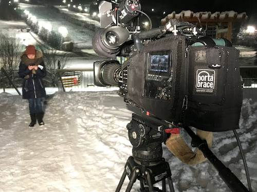 Tournage bulletin météo TVA à Stoneham en hiver — Vidéo Production inc.